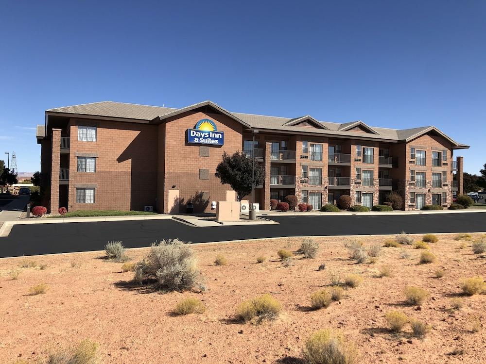 Days Inn & Suites By Wyndham Page Lake Powell Exterior photo